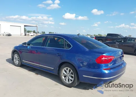 2016 Volkswagen Passat 1.8T S z USA, uszkodzony, nr VIN 1VWAS7A39GC018812